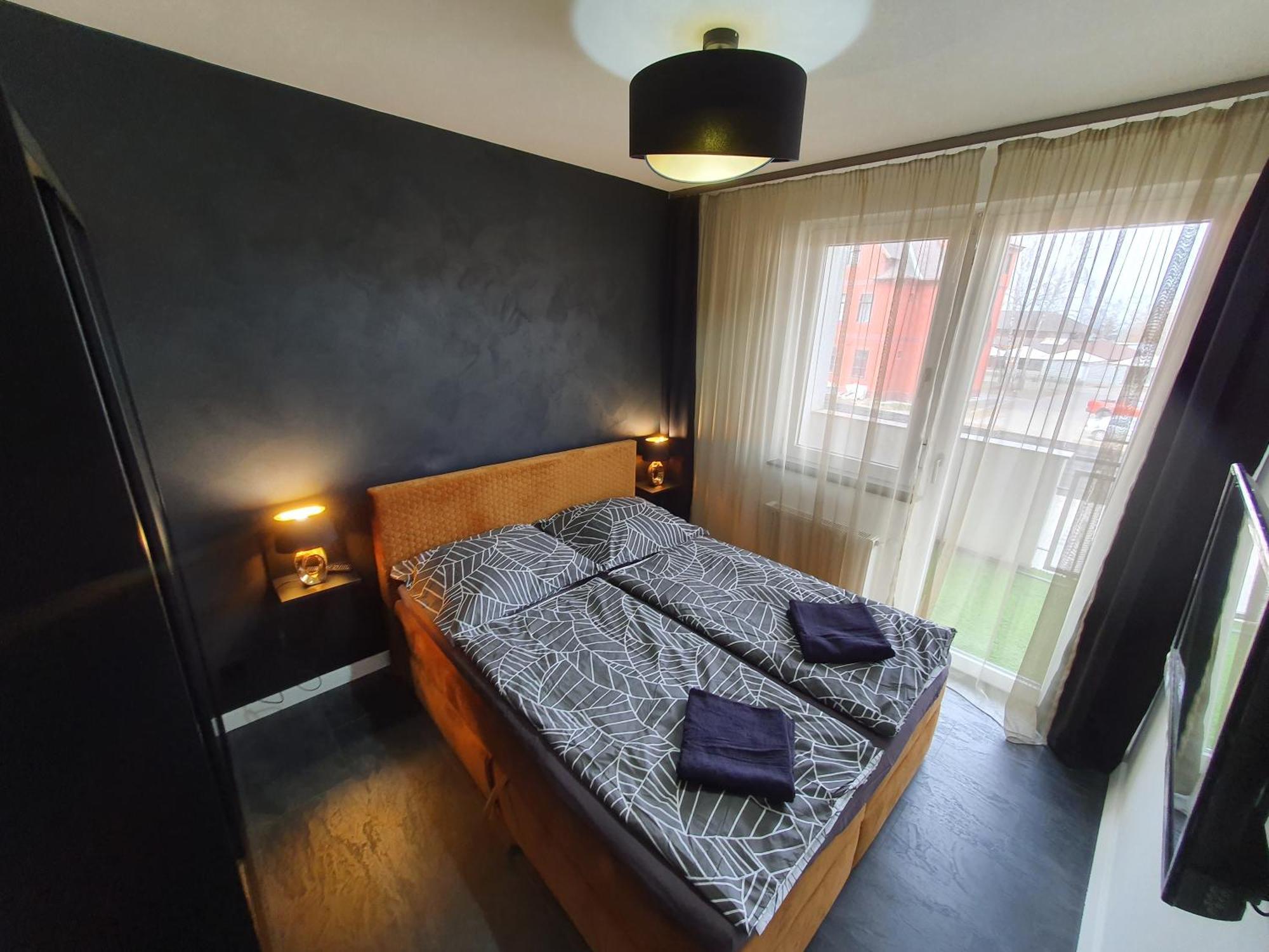 Black Brothers Wellness Apartments Siófok Esterno foto